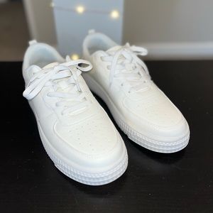 Men’s White Sneakers